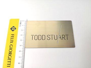 Cartão gravado logotipo escovado prata do metal do corte do laser do costume 89x54x0.8mm