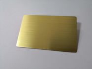 A placa escovou cartões do metal do ouro 0.8mm