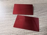Cartão de banco escovado vermelho 0.8mm liso lustroso Chip For Supermarket pequeno do metal