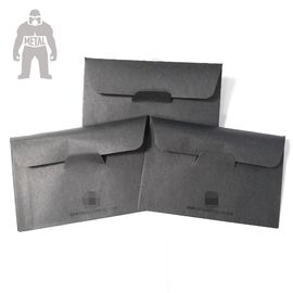 A cor preta rígida do titular do cartão 90x60mm do envelope do Natal imprimiu o papel 120gsm
