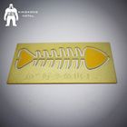 Anule o cartão brilhante personalizado do metal do ouro tornam ôco para fora o logotipo gravura em àgua forte