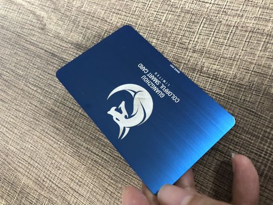 Cartões escovados azuis do metal do Vip 85x54mm do membro